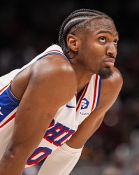 开云-小马哥很低迷！马克西16中6仅得15分8助 正负值-15全场最低