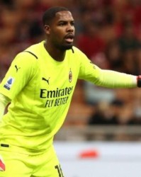 开云体育官网-迈尼昂封神后伤遁 AC米兰门将的“双保险”够不够？