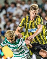 开云下载-泰山队盯上百万身价俄铁塔，零元购+192cm防空锁，中超最冷血操作